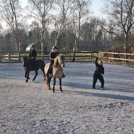 Apartamento Rytterstuen - Velindrettet, Praktisk Og Perfekt Til Handvaerkere Helsinge